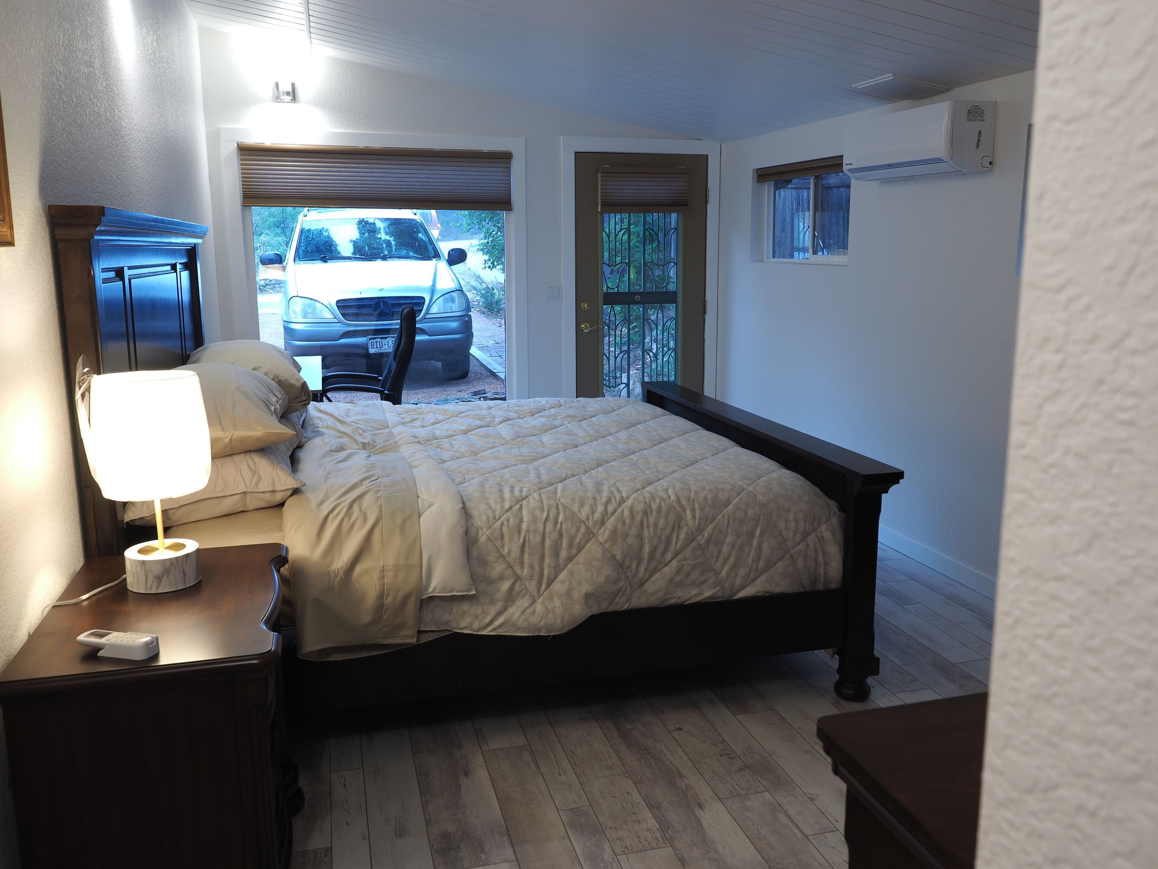 4 slaapkamers, een strijkplank/strijkijzer, wifi, beddengoed