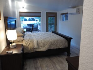 4 makuuhuonetta, silitysrauta/-lauta, Wi-Fi, vuodevaatteet