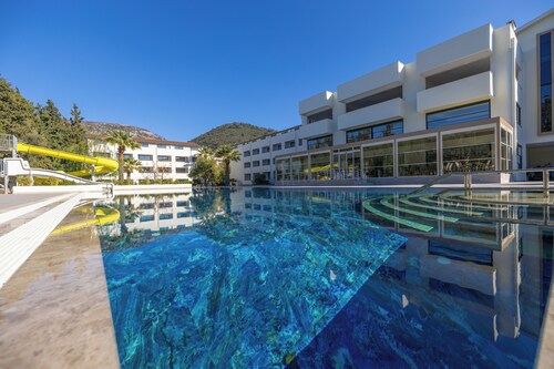 PROXiMA HOTEL Kusadasi