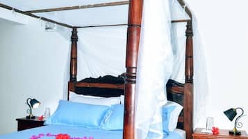 Double Room, 1 Queen Bed | Free WiFi