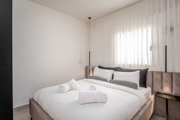 1 bedroom, iron/ironing board, bed sheets