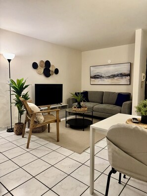 TV