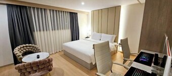 Dayeon Grandis Hotel