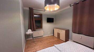 1 Schlafzimmer, Bügeleisen/Bügelbrett, WLAN, Bettwäsche