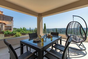 Outdoor dining - Mystique Villa - Four Bedroom Villa, Sleeps 8 (Crete)
