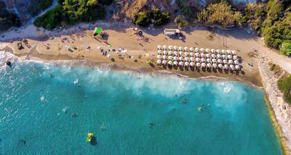 Raxi - Zwei Schlafzimmer Villa, Schläft 4