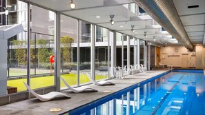 Piscine intérieure