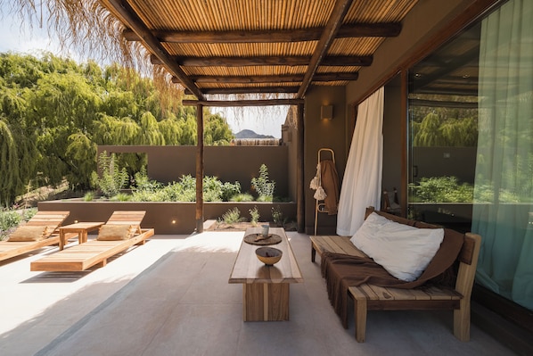 Suite Deluxe, patio, vista a la montaña | Alberca privada