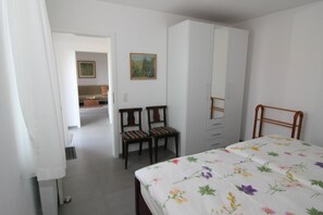 1 camera, ferro/asse da stiro, Wi-Fi, lenzuola