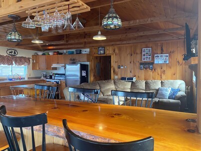 3 Bedroom Lakefront home on Maidstone Lake