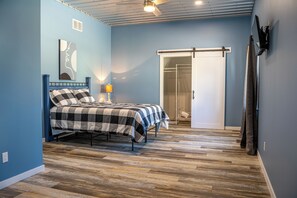 6 chambres, fer et planche à repasser, Wi-Fi, literie fournie