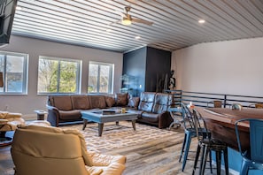 Smart TV, fireplace, books