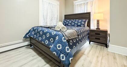 Dartmouth/ Hanover - Queen Bed - Laundry On Site