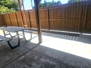 Outdoor dining - Relax & Restful 3miles to Disneyland (Anaheim)