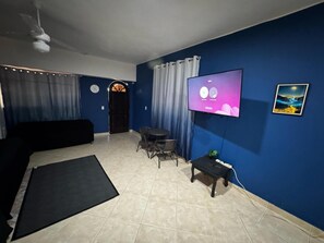 Smart TV -  Centrally located studio in the heart of Sosua. (Sosúa)