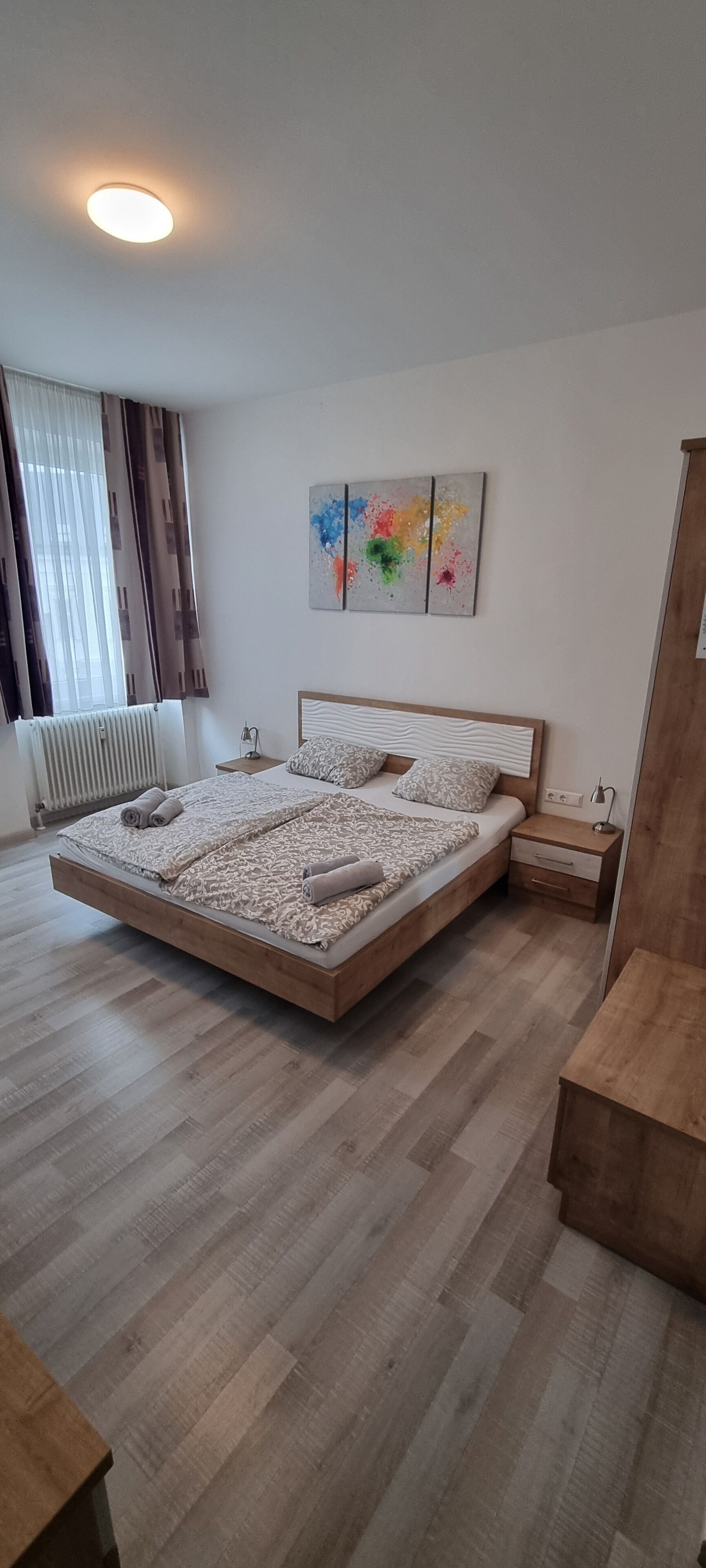 Bügeleisen/Bügelbrett, WLAN, Bettwäsche