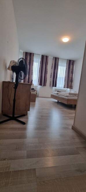 Interior - ROOM Stockerau (Stockerau)