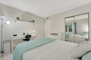 2 bedrooms, desk, iron/ironing board, free WiFi