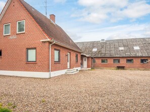 House | Exterior - 6 Person Holiday Home in Gram (Gram)