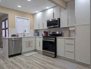 Microwave, oven, stovetop, dishwasher