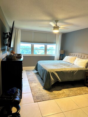 3 chambres, fer et planche à repasser, Wi-Fi, literie fournie