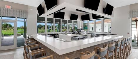 Micro-ondas, fogão, cooktop, lava-louças