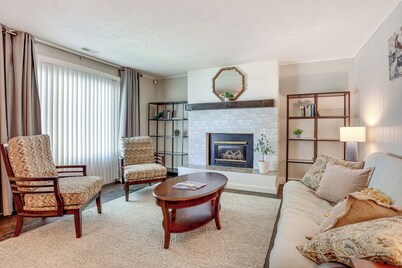 Apt 3 Mi to Dtwn Ogden! Pet-Friendly Backyard