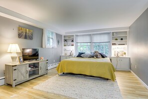 4 Schlafzimmer, Schreibtisch, Internetzugang, Bettwäsche