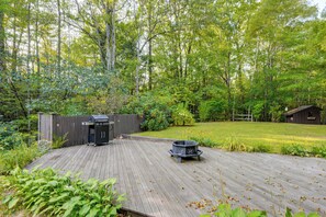 Property grounds - Near Main St & Festivals: Peaceful Keene Getaway! (Keene)