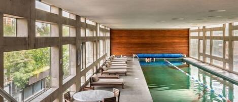 Innenpool, beheizter Pool