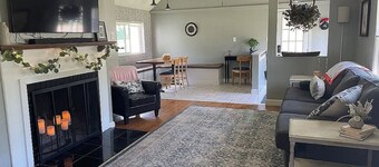 Private Island Cottage – Bring Your Boat – Free Public Launch on Grosse Ile