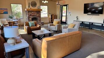 Smart TV, fireplace, books