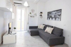 Room - Nicla's Home (Rome)