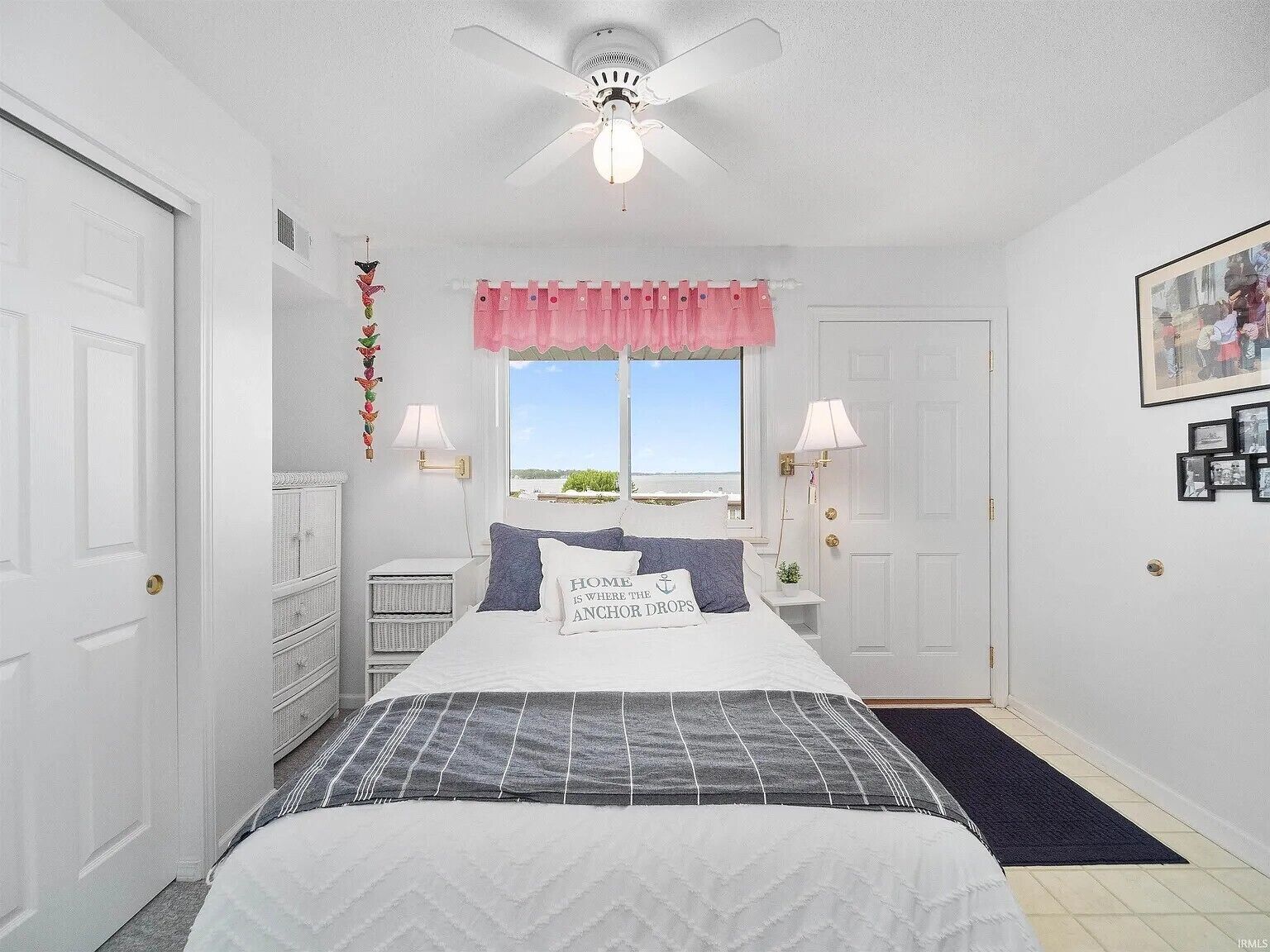 2 bedrooms, WiFi, bed sheets