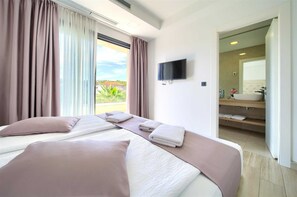 4 chambres, Wi-Fi gratuit, draps fournis