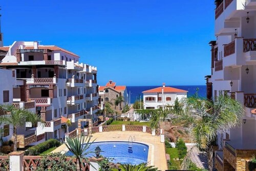 Prestigious duplex with private pool, fast wifi