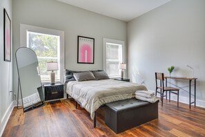 5 habitaciones, escritorio, tabla de planchar con plancha y wifi 