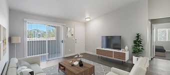 2-bedroom apartment in delightful Las Vegas with AC, fitness room