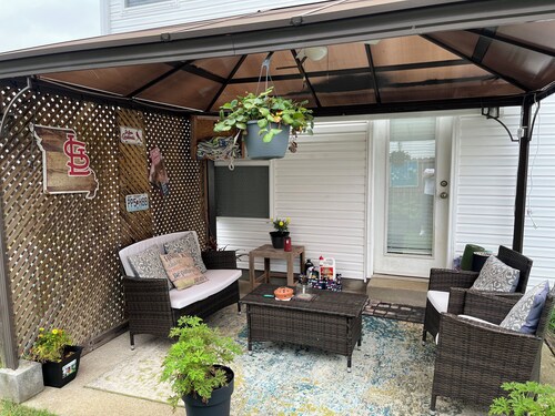 3-bedroom townhome in charming Smyrna with AC