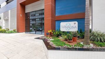 Apartamento básico | Detalhe da fachada