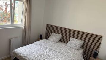 1 chambre, accĂšs Internet, draps fournis