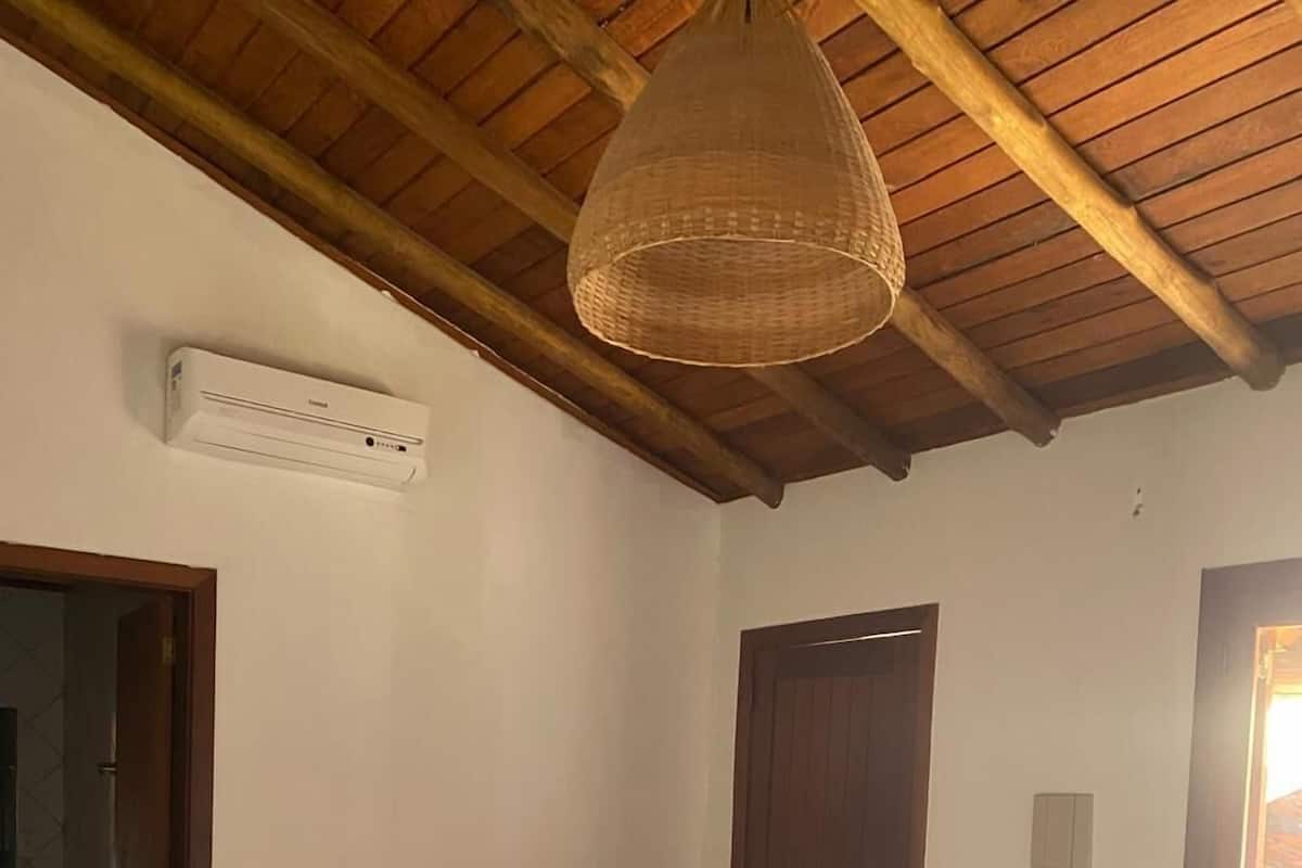 Classic Quadruple Room | Ruang kerja komputer riba, Wi-fi percuma
