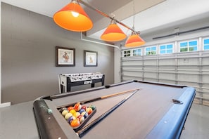 Game room - ChampionsGate Resort~Heated Pool~Modern~Game Room (Davenport)