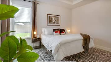 4 bedrooms, desk, iron/ironing board, travel crib