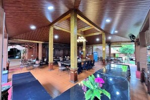 Restaurant - New Panjang Jiwo Resort Syariah (Sukaraja)