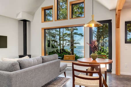 Premium Cabin, Ocean View | Dining room. Fogged Inn