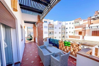 Spacious terrace, pool and access to the sea.