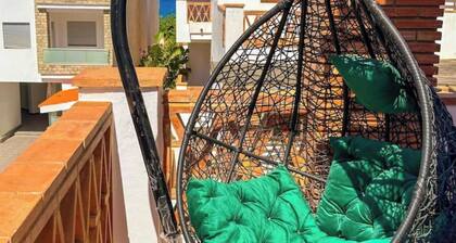 Spacious terrace, pool and access to the sea.