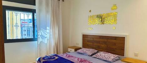 2 slaapkamers, een strijkplank/strijkijzer