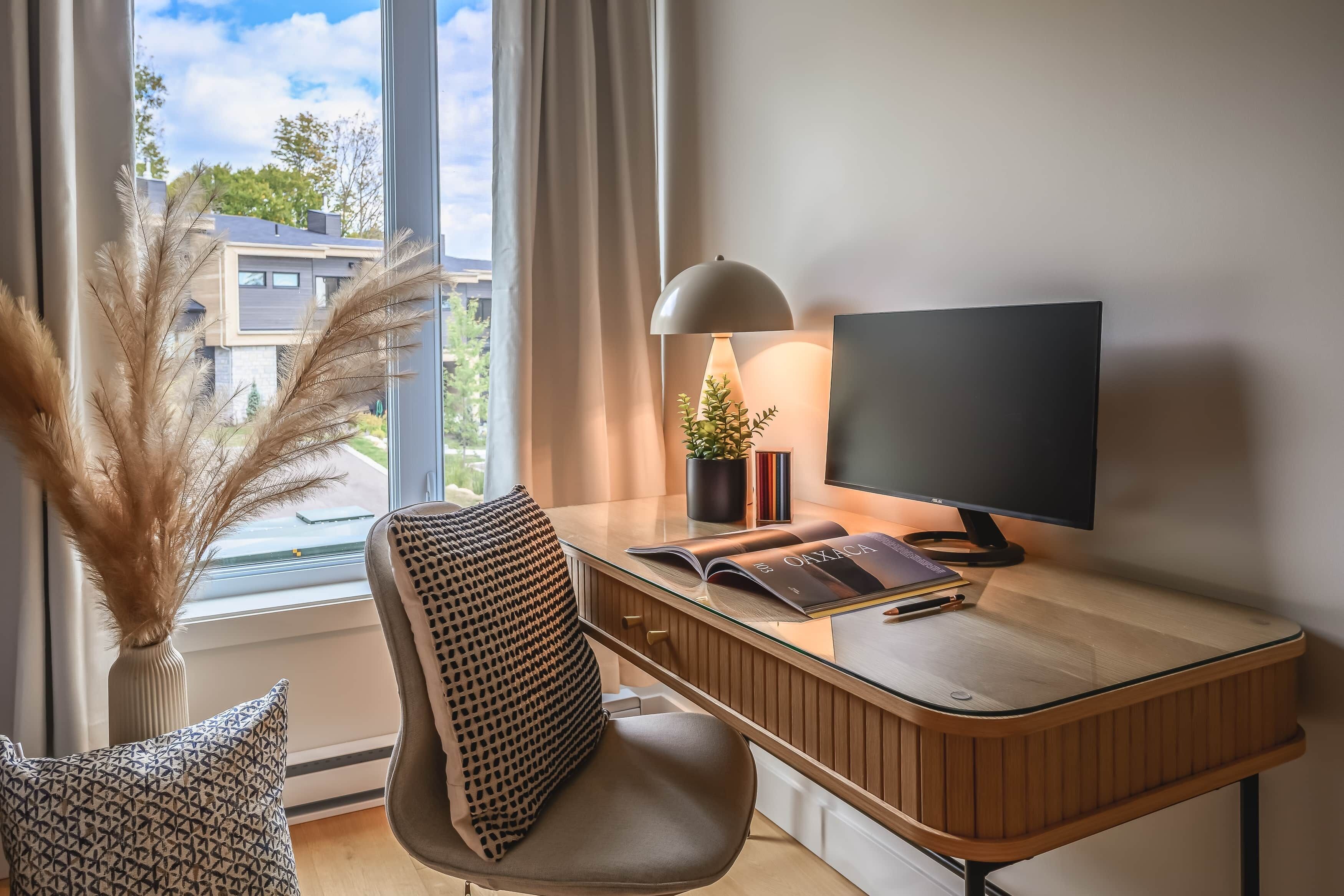 المنشأة من الداخل